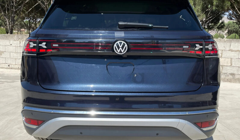 
								Volkswagen ID.6 full									