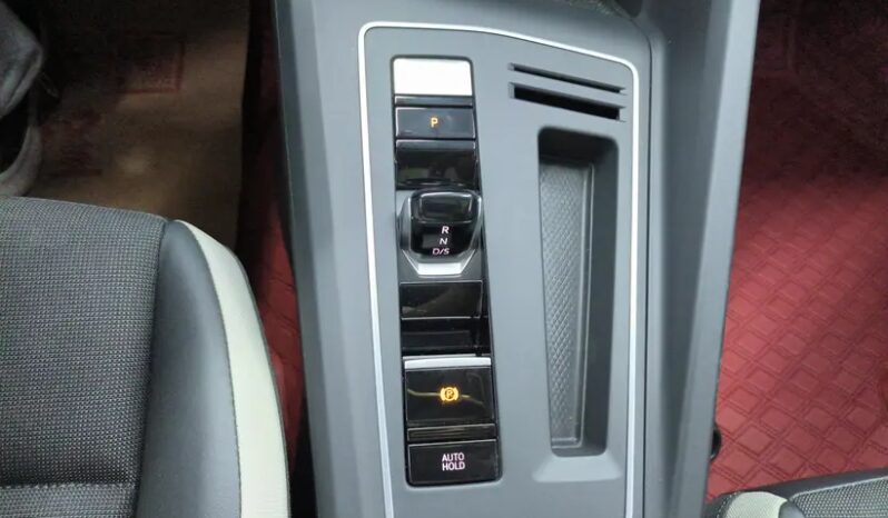 
								Volkswagen Golf 2021 280TSI DSG Pro full									