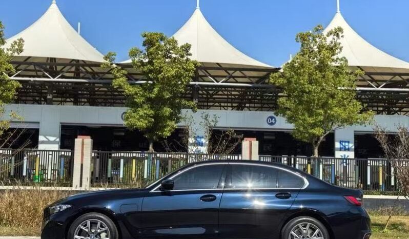 
								BMW i3 eDrive 35i 2025 full									